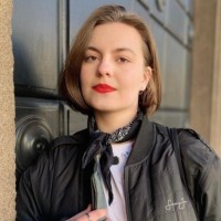 Poly Kononovich