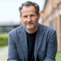 Dirk Manhart