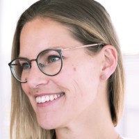 Angela Glas