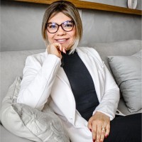 Monique Macedo