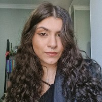 Júlia Dal Rovere Peres