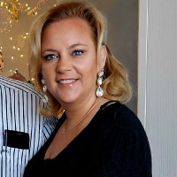 Lindsay Hendricks - Van Der Linden