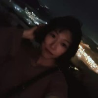 何佳怡