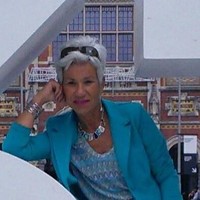 Joke Van N.
