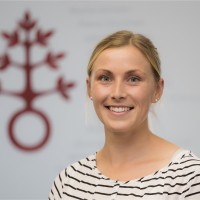 Dr. Julia Winterstein