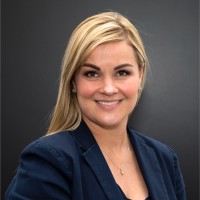 Lorraine Thom