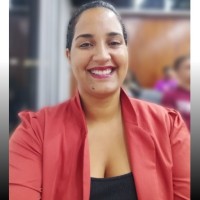 Laina Pereira Lima de Souza, Contabilista