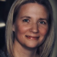 Melanie Akins