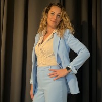 Natasha Bos