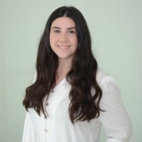 Júlia Abe Quagliato