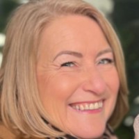 Sandra Carlton