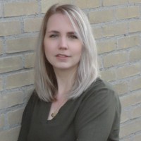 Suzanne Bouma