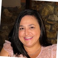 Yvonne Trevino, Mba