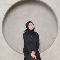 Sutty Fathonah Kurniawatty