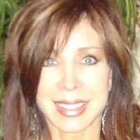 Dee Holley