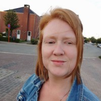 Evelyne D'hont