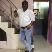Dinesh Mama