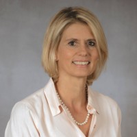 Claudia Gray