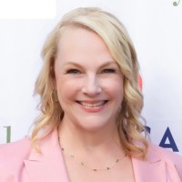 Vicki Curry