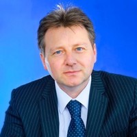 Peter Woodward