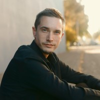 Lucas H