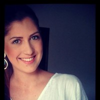 Angela Meneguzzi Colares.