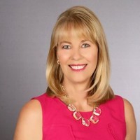 Lisa Knott