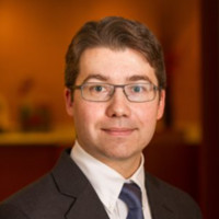 Nicholas Petges, Cfa