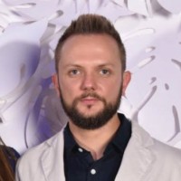 Mauricio Ribadeneira G.