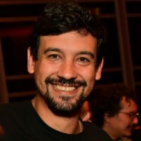 Claudio Moraes
