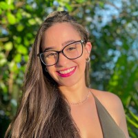 Thaís Hendrix Oliveira