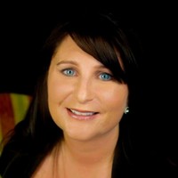 Traci Carlson