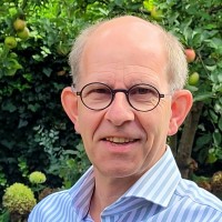 Henk Van Dam