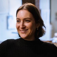 Juliana Van Amsterdam, Mba, Cua