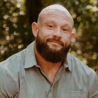 Dustin Thomas