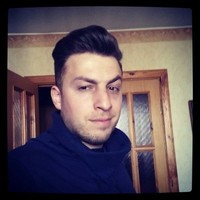 Валентин Белый