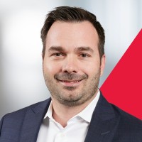 Matthias Büeler, Cfa