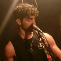 Omri B