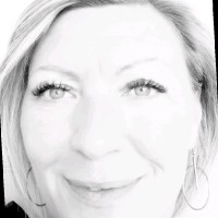 CATHERINE DE FREITAS