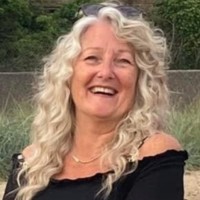 Amanda Murrell