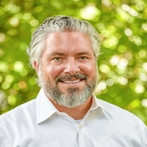 Derek Stapleton