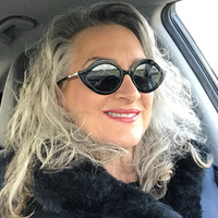 Diana Devlin