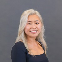 Alicia Chen, Ra