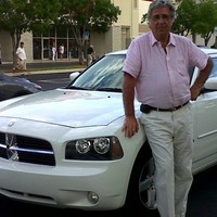 Alberto J Pazos
