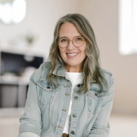 Catherine Kahl