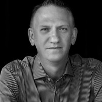 Zoltan Hollo