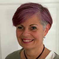 Suzanne Garland