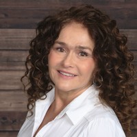 Andrea Mizell Stagnone