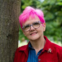 Isi Dixon