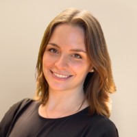 Paola Alvarenga Lavagnino